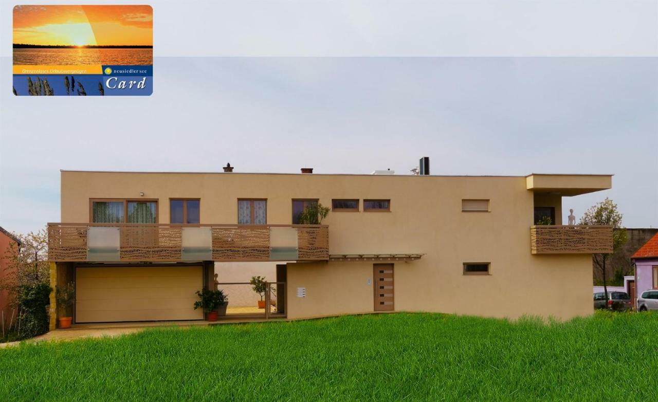 Pannonia Appartements Neusiedl am See Esterno foto