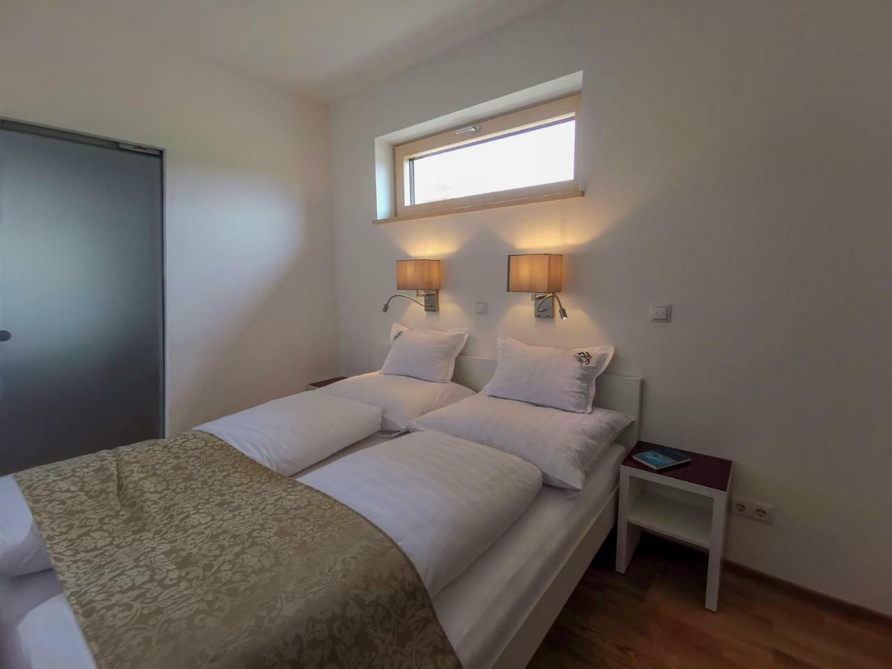 Pannonia Appartements Neusiedl am See Esterno foto