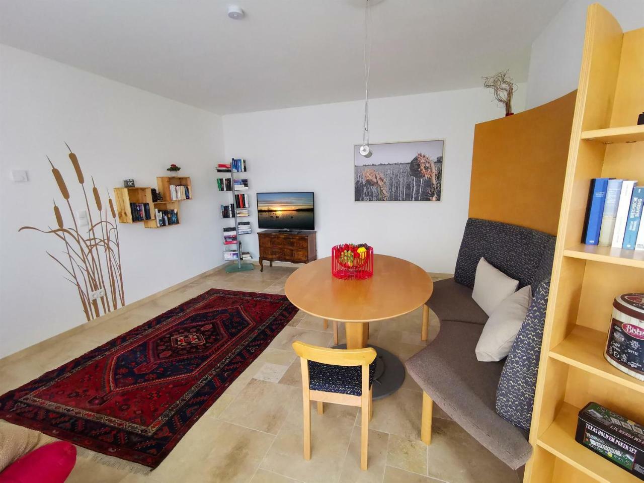 Pannonia Appartements Neusiedl am See Esterno foto